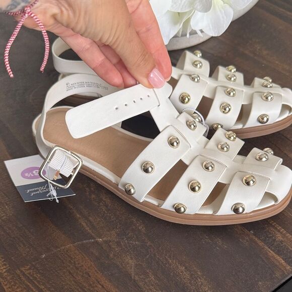 Stylish White Studded Sandals Universal Thread - Picture 3 of 4